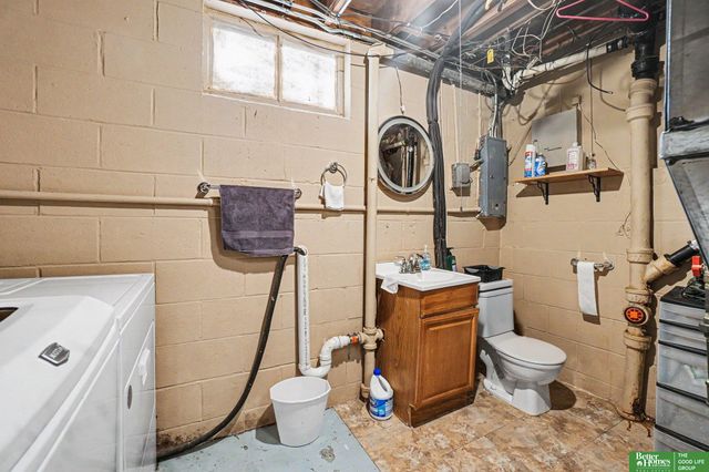 5002 N 54th Street, Omaha, NE 68104