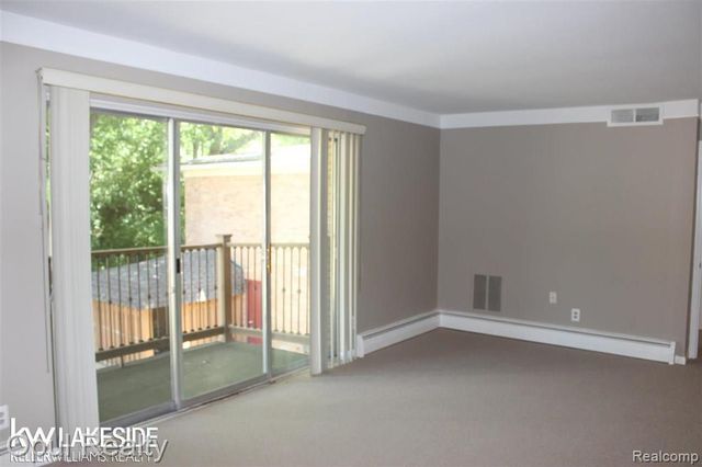 1237 Island Drive 203, Ann Arbor, MI 48105