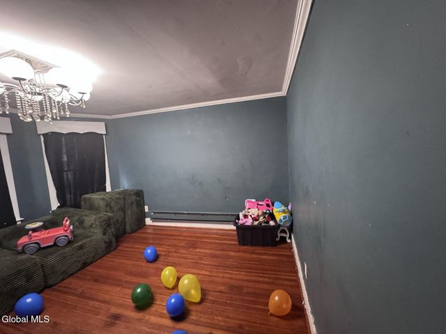 912 Cutler Street, Schenectady, NY 12303