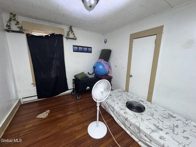 912 Cutler Street, Schenectady, NY 12303