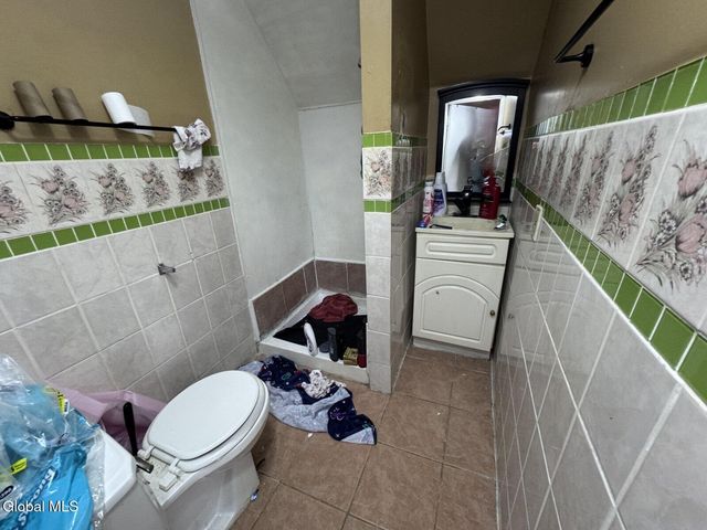 912 Cutler Street, Schenectady, NY 12303