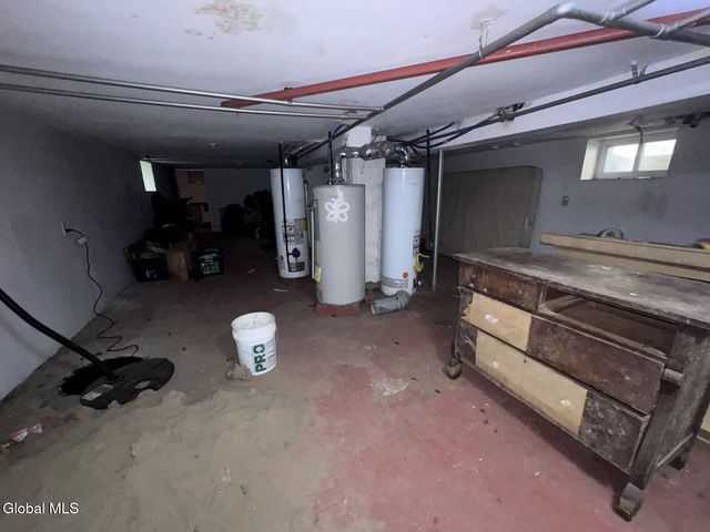 912 Cutler Street, Schenectady, NY 12303
