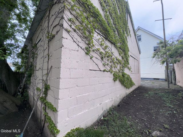 912 Cutler Street, Schenectady, NY 12303