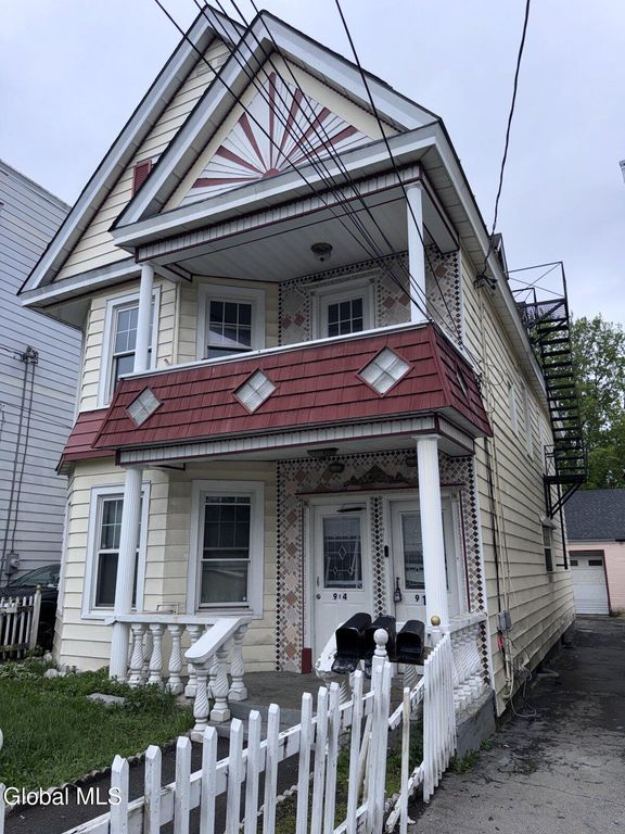 912 Cutler Street, Schenectady, NY 12303
