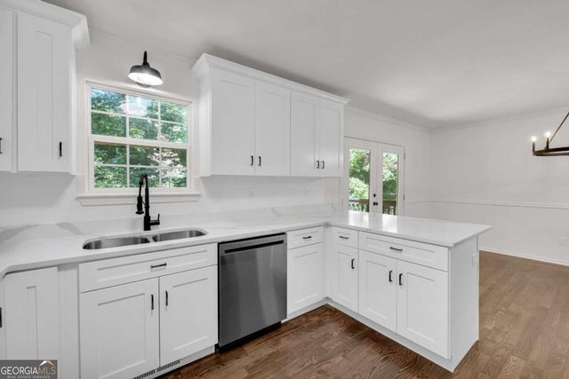 2941 Lake Hollow Road, Gainesville, GA 30501