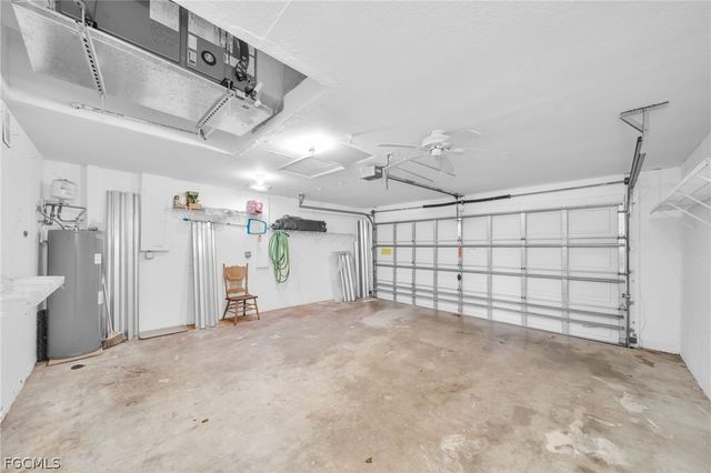 152 SE 19th LN, Cape Coral, FL 33990