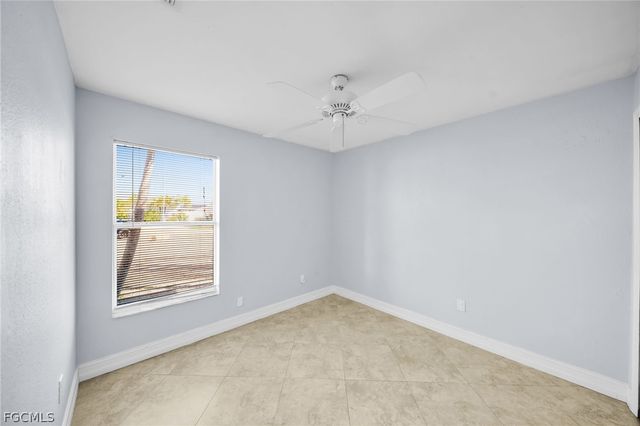 152 SE 19th LN, Cape Coral, FL 33990