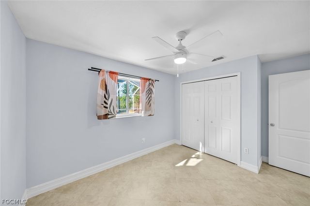 152 SE 19th LN, Cape Coral, FL 33990