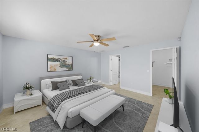 152 SE 19th LN, Cape Coral, FL 33990