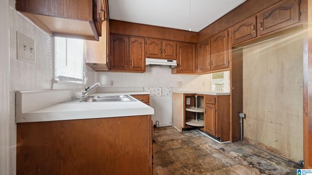 1337 18TH WAY SW, Birmingham, AL 35211