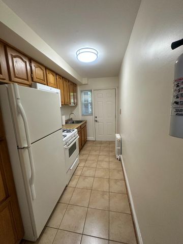 125 GALVESTON PL SW, Washington, DC 20032