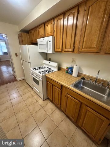 125 GALVESTON PL SW, Washington, DC 20032