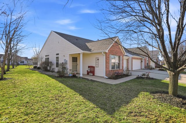 1177 Creek Bend Drive, Greenwood, IN 46143