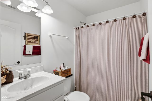 1177 Creek Bend Drive, Greenwood, IN 46143