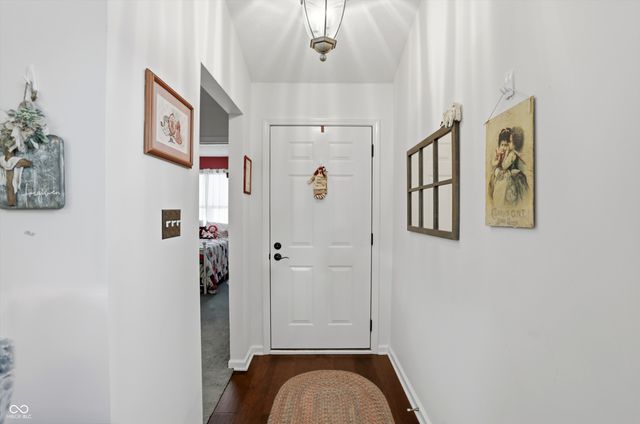 1177 Creek Bend Drive, Greenwood, IN 46143