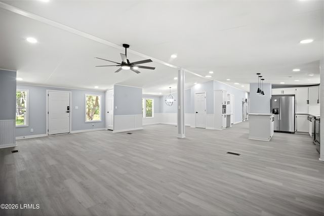 8 Jenkins Port Road, St. Helena Island, SC 29920