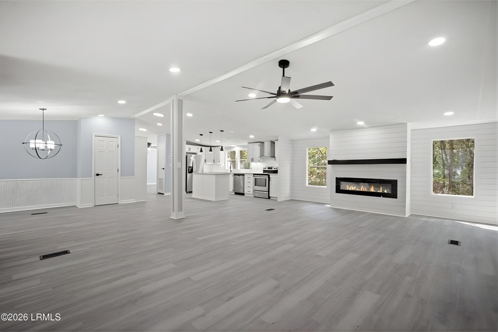 8 Jenkins Port Road, St. Helena Island, SC 29920
