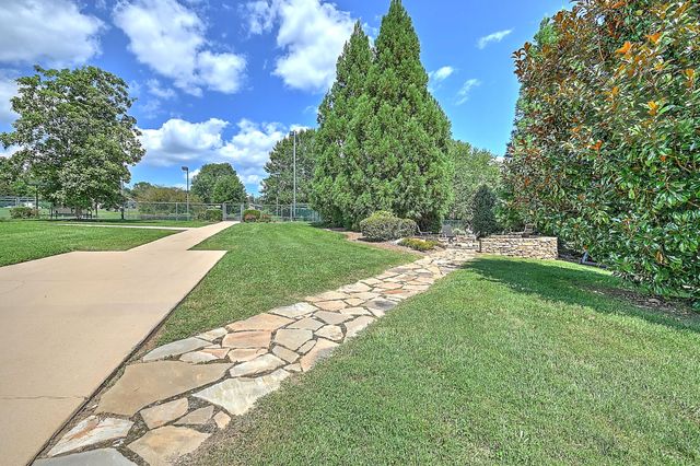 124 Cross Community Road, Bristol, TN 37620