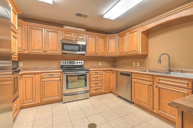 124 Cross Community Road, Bristol, TN 37620
