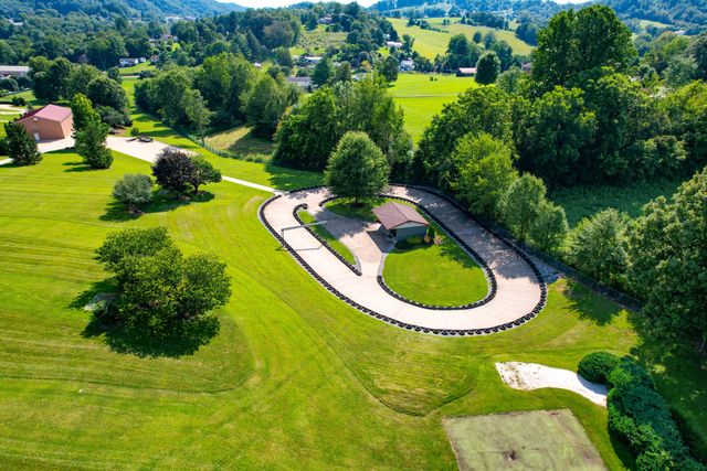 124 Cross Community Road, Bristol, TN 37620