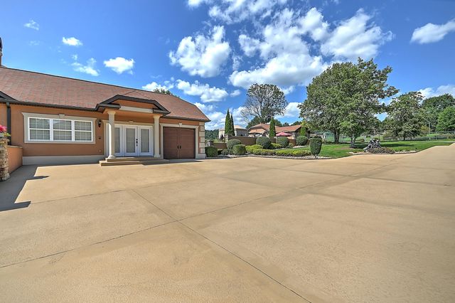 124 Cross Community Road, Bristol, TN 37620