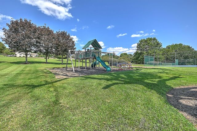 124 Cross Community Road, Bristol, TN 37620