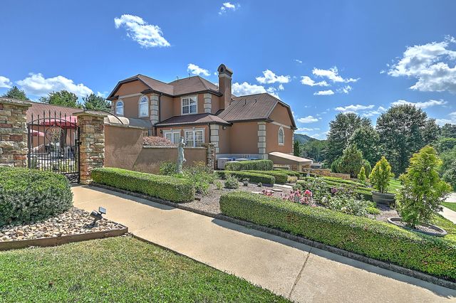 124 Cross Community Road, Bristol, TN 37620