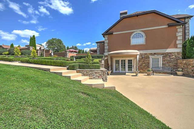 124 Cross Community Road, Bristol, TN 37620