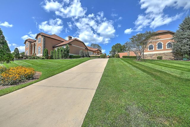 124 Cross Community Road, Bristol, TN 37620