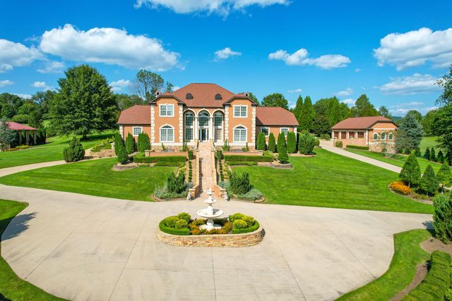 124 Cross Community Road, Bristol, TN 37620