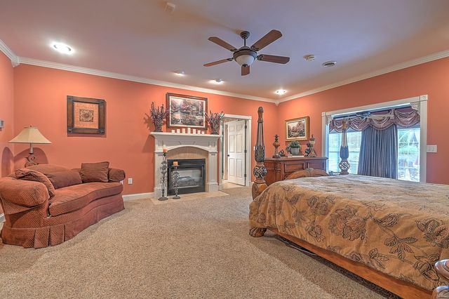 124 Cross Community Road, Bristol, TN 37620