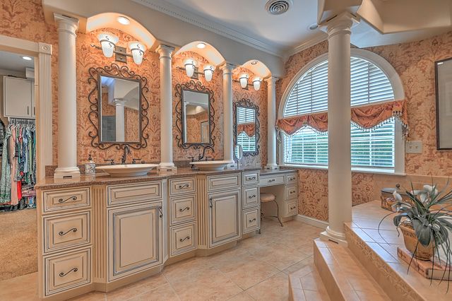 124 Cross Community Road, Bristol, TN 37620