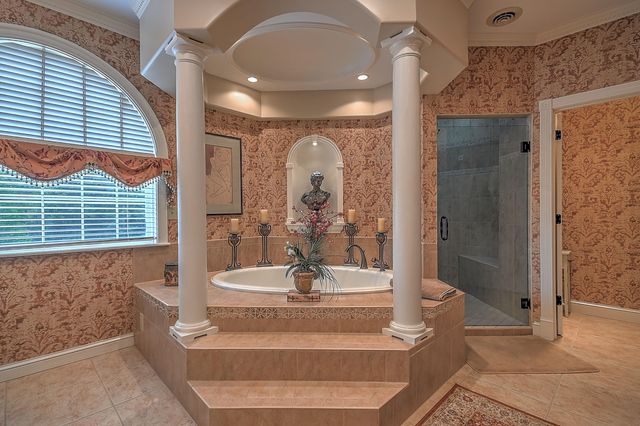 124 Cross Community Road, Bristol, TN 37620