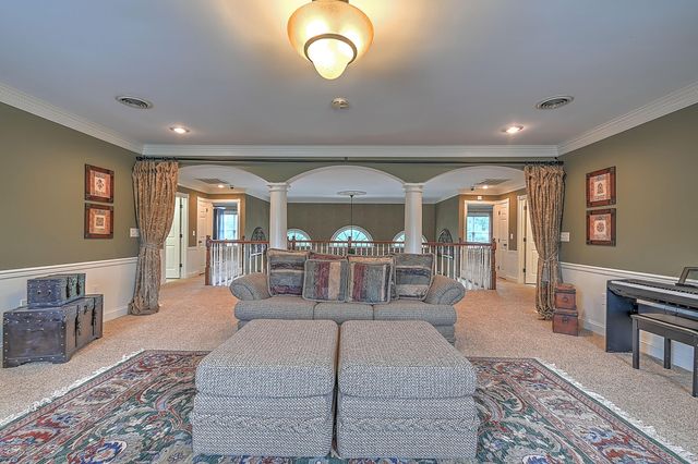 124 Cross Community Road, Bristol, TN 37620