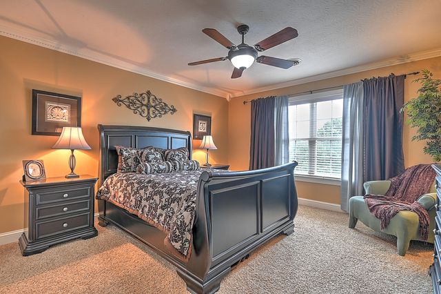 124 Cross Community Road, Bristol, TN 37620