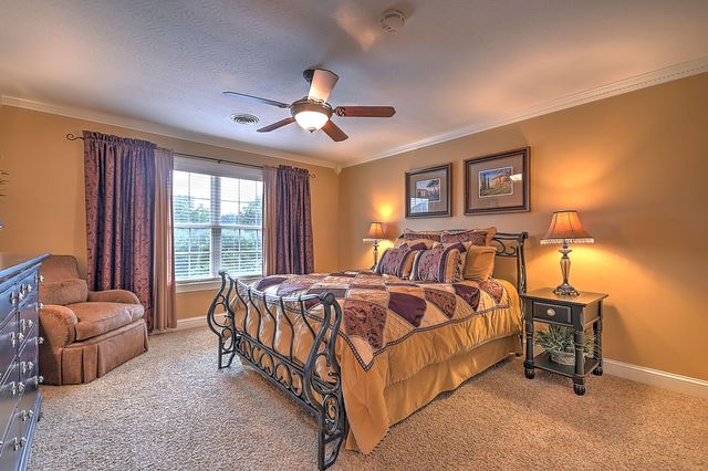124 Cross Community Road, Bristol, TN 37620