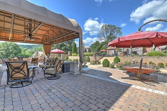 124 Cross Community Road, Bristol, TN 37620