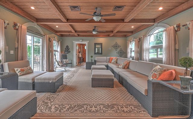 124 Cross Community Road, Bristol, TN 37620