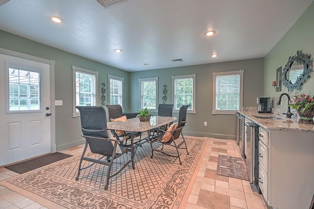 124 Cross Community Road, Bristol, TN 37620