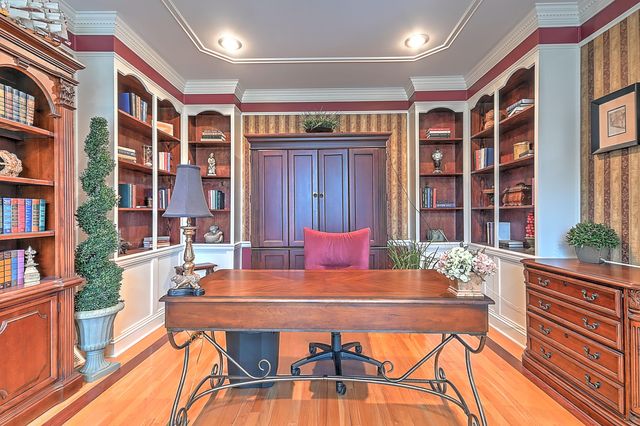 124 Cross Community Road, Bristol, TN 37620