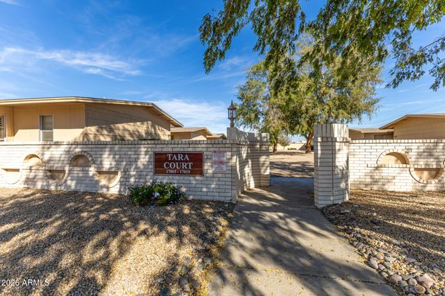 17015 N PINION Lane, Sun City, AZ 85373