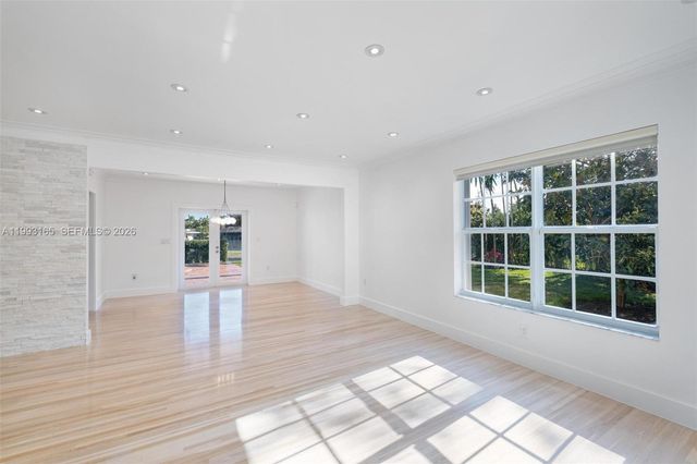 11401 SW 72nd Pl, Pinecrest, FL 33156