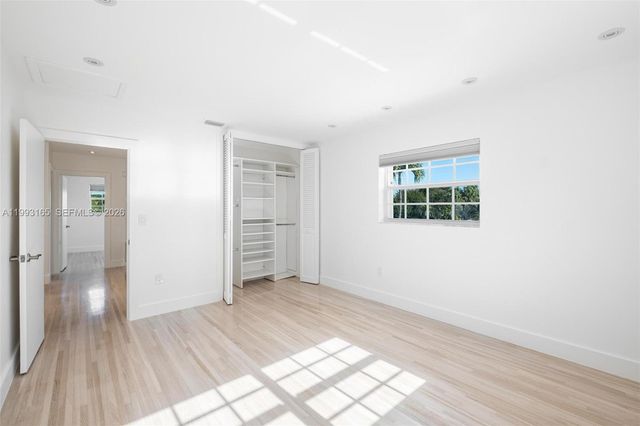 11401 SW 72nd Pl, Pinecrest, FL 33156