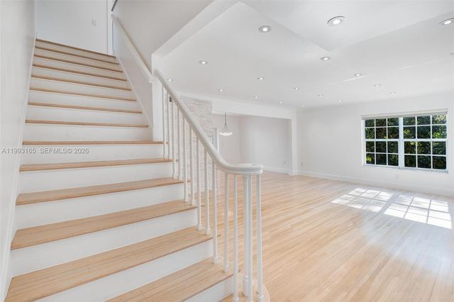 11401 SW 72nd Pl, Pinecrest, FL 33156