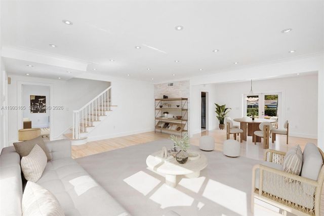 11401 SW 72nd Pl, Pinecrest, FL 33156