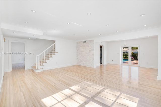 11401 SW 72nd Pl, Pinecrest, FL 33156