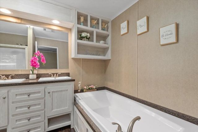 211 Woodstock, Livingston, TX 77351