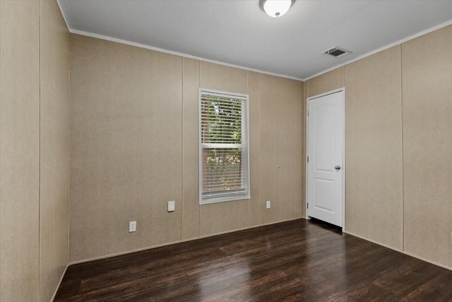 211 Woodstock, Livingston, TX 77351