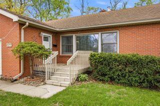 1211 68th Street, Windsor Heights, IA 50324
