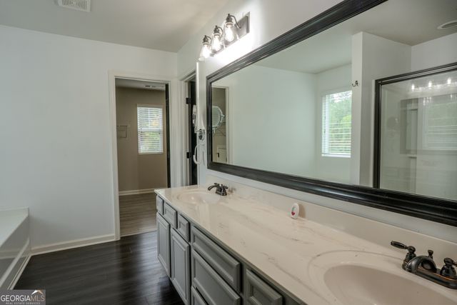 1527 Washington Rose Avenue, Hoschton, GA 30548